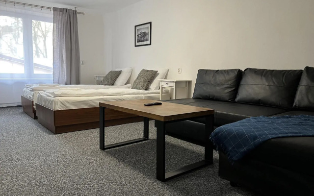 Cube House Aparthotel