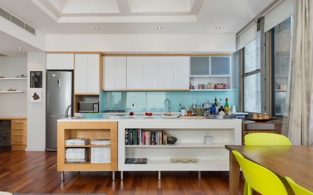 Cartwrights CNR 2 Bed Apartments