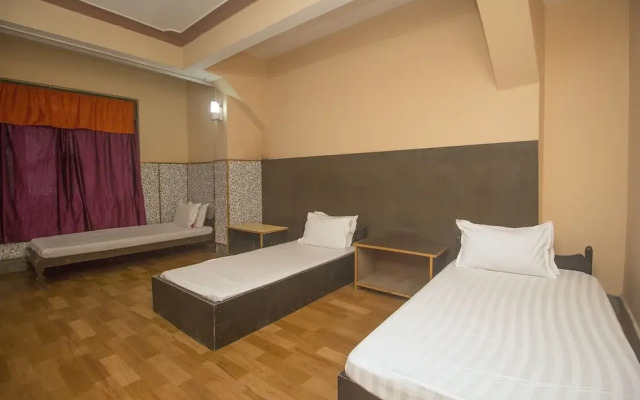 Spot On 61318 Plato Homestay