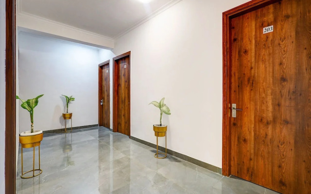 Fabhotel La Corporate Suite