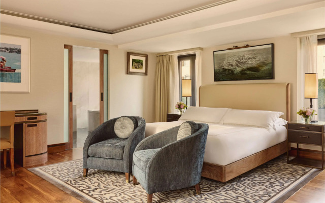 The Connaught, Maybourne