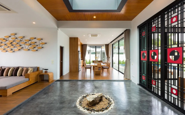 Nai Harn Baan-Bua