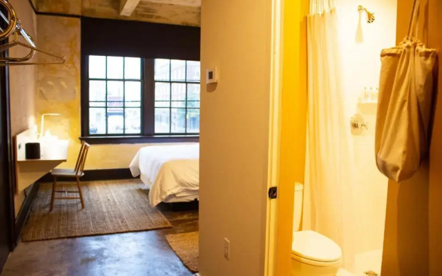 Travelers Hotel