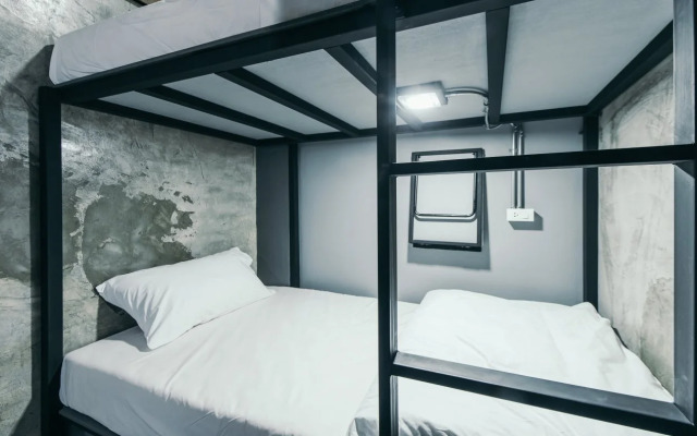 @25 Hostel