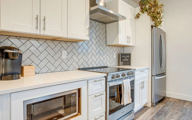 Modern Denver Vacation Rental W/ Rooftop Deck!