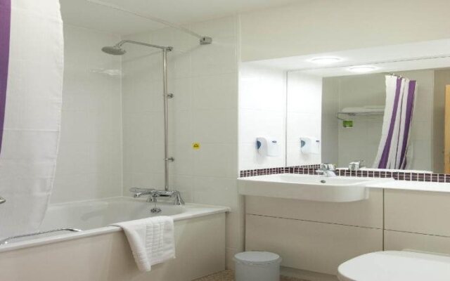 Premier Inn London Ealing