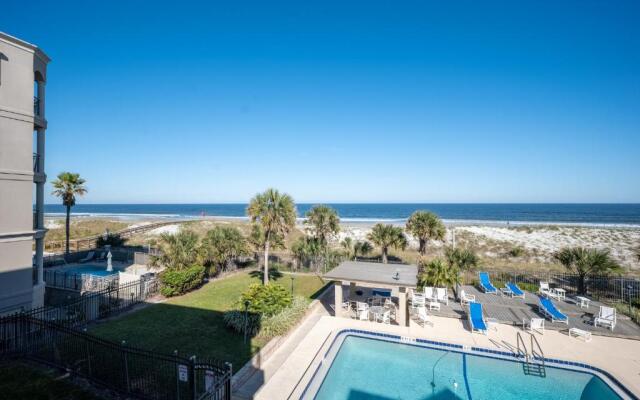Beachcomber 304, 2BRs, Pool, Beach, Near Mayo Clinic, Sleeps 4