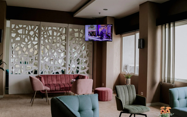 Padjadjaran Suites Hotel & Conference