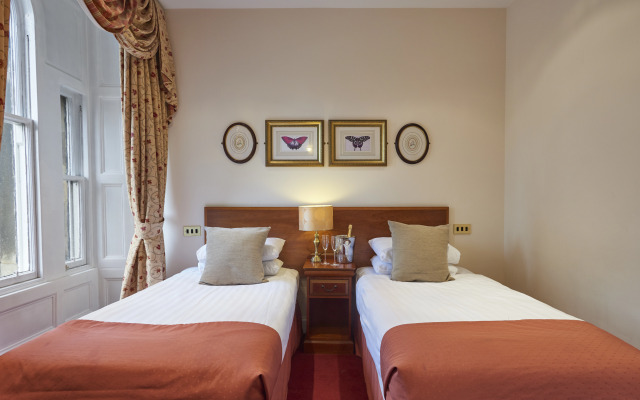 Old Waverley Hotel