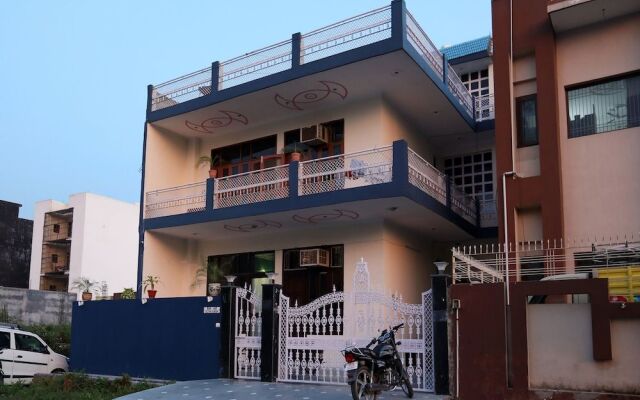 OYO 270 Home Stay Inn