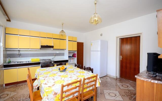 Apartments Mare