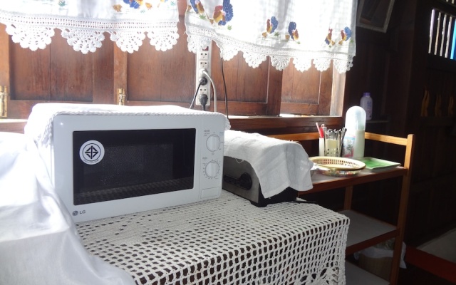 Baan Mai Guesthouse – Guest Rooms – Mae Hong Son