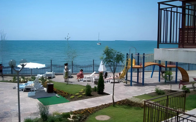 Messambria Fort Noks Beach Apartments