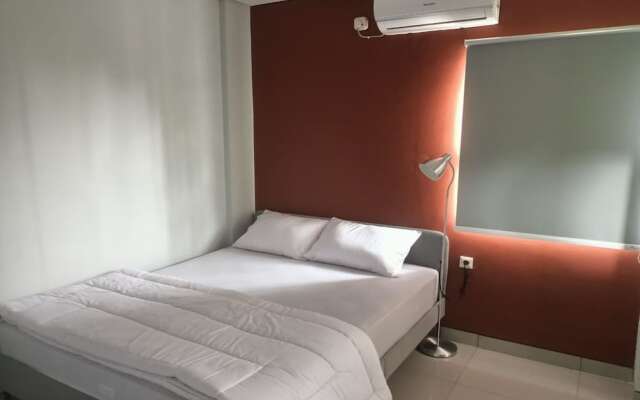 Super OYO 93514 Rubina Syariah Hotel