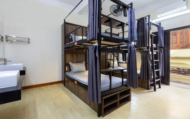 SPOT ON 928 Hanoi Dorm 2