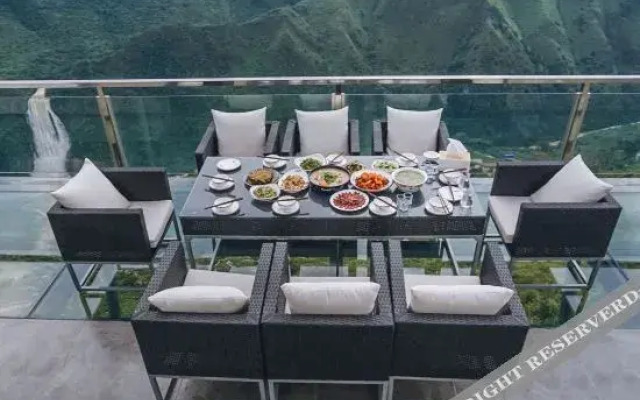 Yaojia · Fanshe Cliff Boutique Hotel