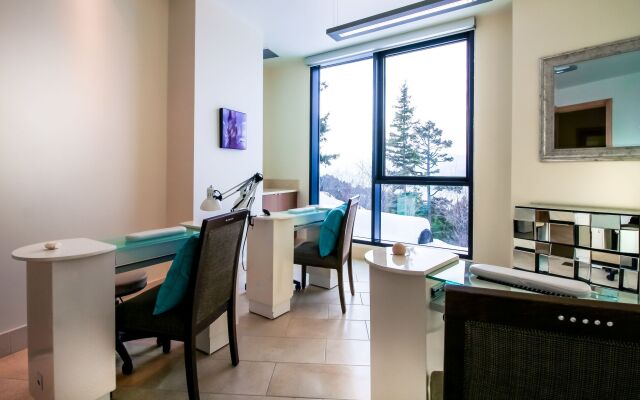 Sparkling Hill Resort and Spa - Adults-Only Resort