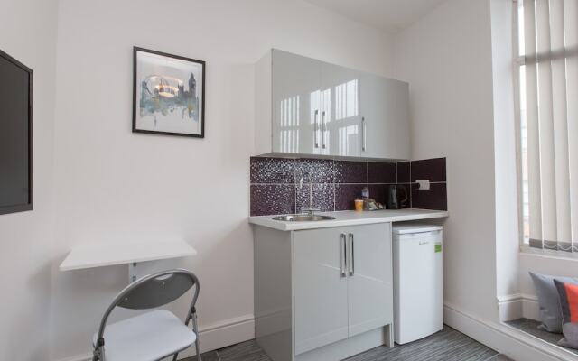 Townhouse Plus @ 40 West St