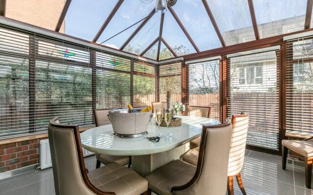 The Cool Belfast Home