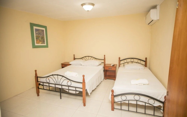 Glimbaro's Guest House