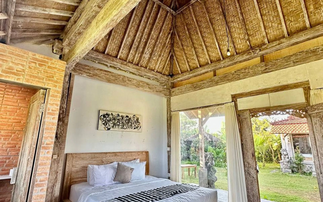 Bali Eco Living Dormitory by ZUZU