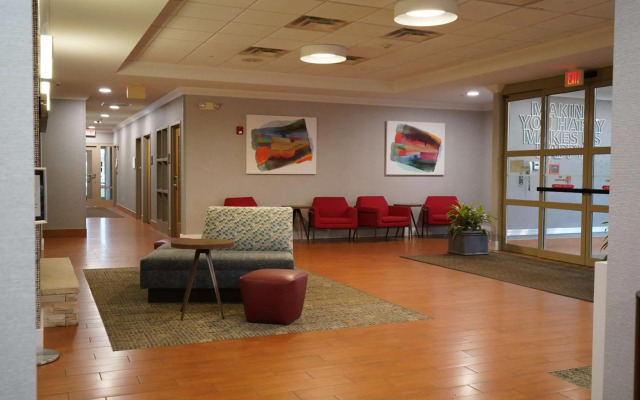 Hampton Inn & Suites Chicago/Aurora