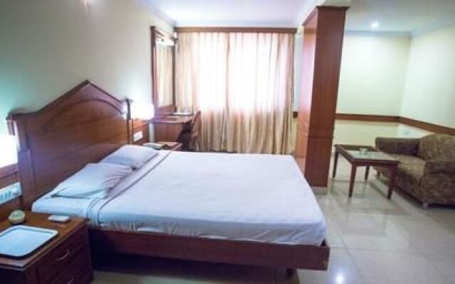 Hotel Nandhini - Minerva Circle