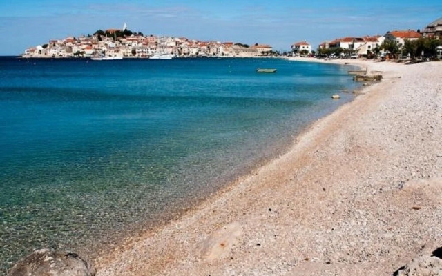 Vlasta - Near sea - H