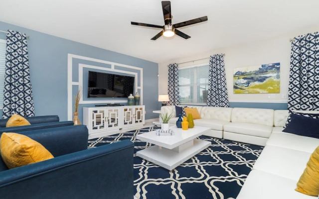 Opulent Retreat With Pool & Fast Wifi Near Disney