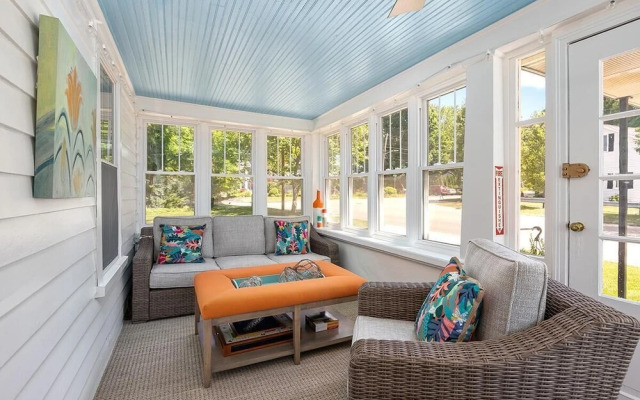 Saugatuck Harbor House