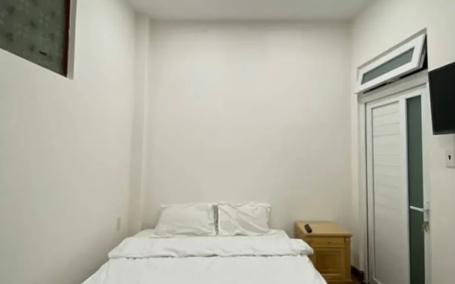 Minh Phu 2 Hotel