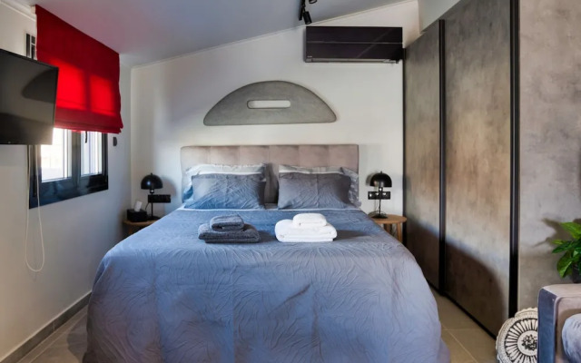Glyfada Luxury Design Penthouse With Prive Terrace