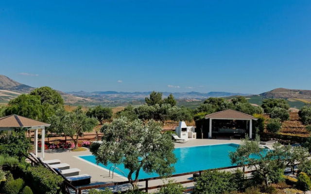 Holiday Home With Pool, Sicily