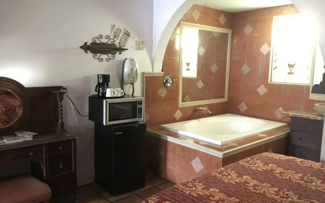 Chantico Inn