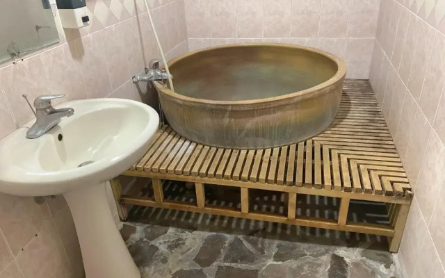 Yushan House B&B