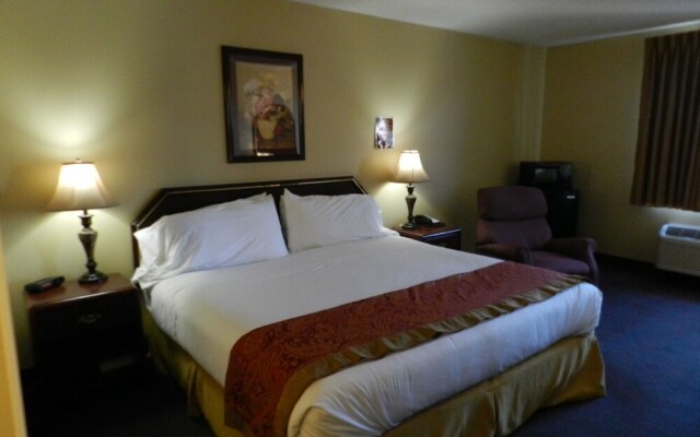 Luxury Inn & Suites