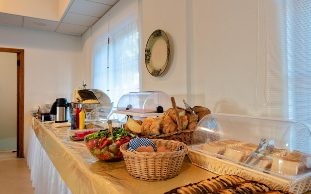 Iliessa Beach Hotel