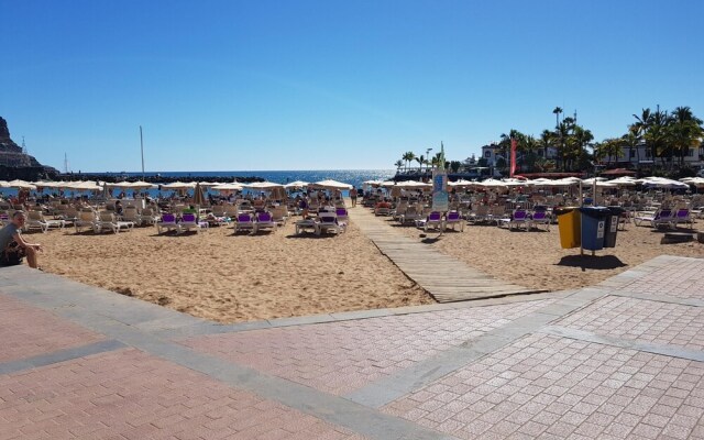 Mogan Beachfront apartment V&L