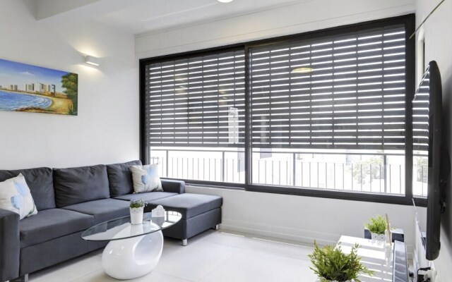 Modern Duplex 3 Bedrooms With A Terrace