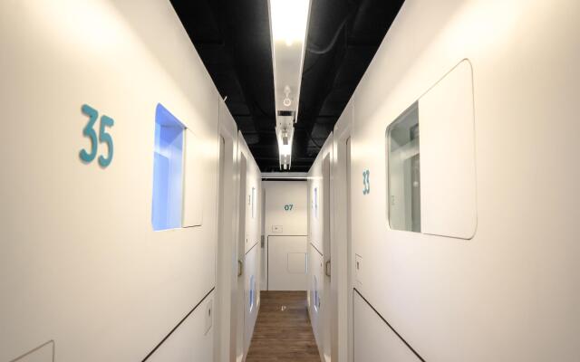 Bobobox Pods Mega Mall Bekasi