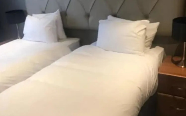 Rowantree Hotel