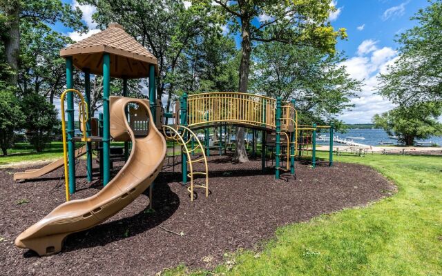 The Lakepod at Abbey Springs 2 BDR 5 Min to Lake