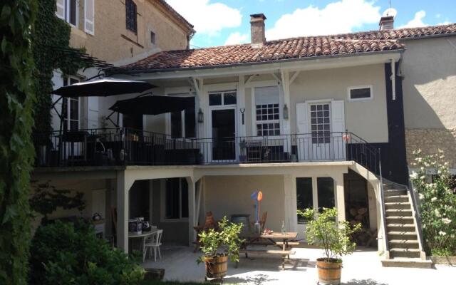 Venez Dormir Chez Nous