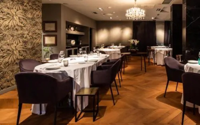 DAM Boutique Hotel & Restaurant