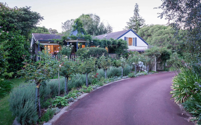 Rosewood Guesthouse
