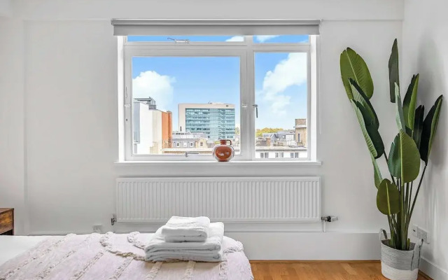 Lumina House - Fitzrovia - by Frankie