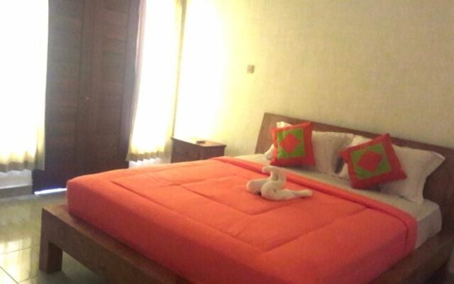 Orange Balangan Bungalow