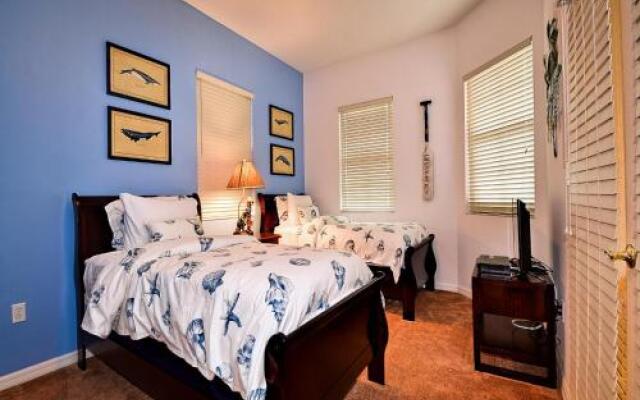 Harborview Grande 703