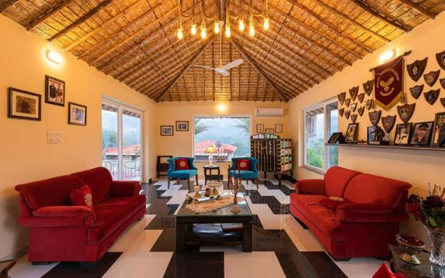 StayVista at Brickwood Hill with Outdoor Infinity Pool & Jacuzzi