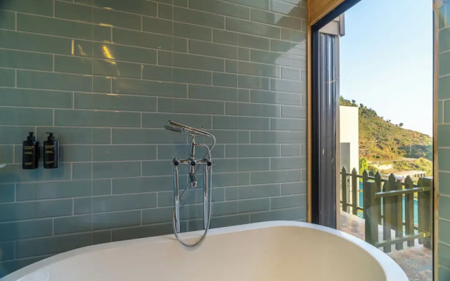 The English Country House